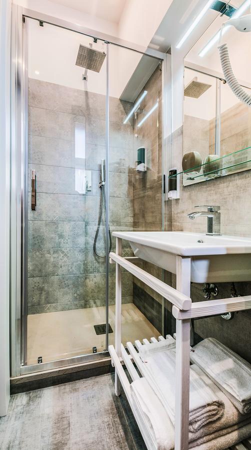רומא Lele Rooms San Lorenzo מראה חיצוני תמונה